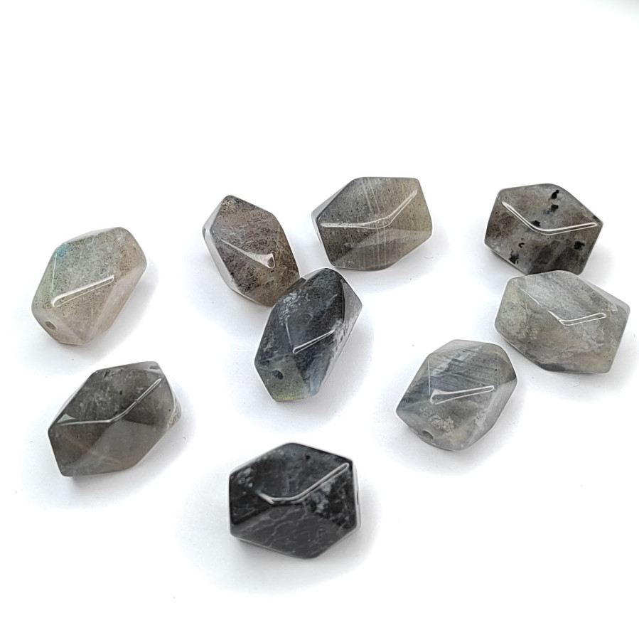 Лабрадор натуральный 16х12 мм, штука