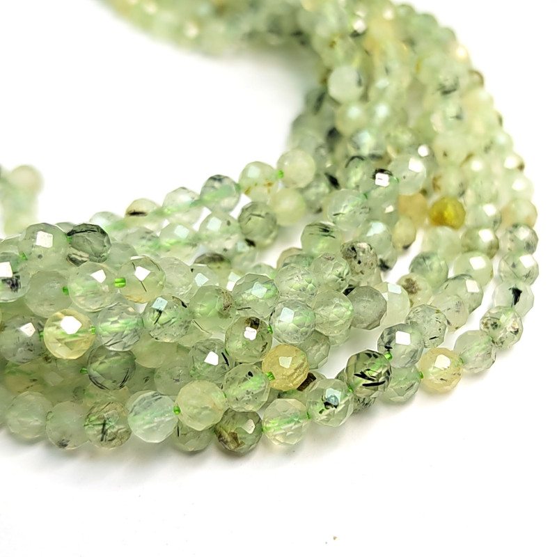 4,5 мм Пренит натуральный, огранка, нить 38,5 см