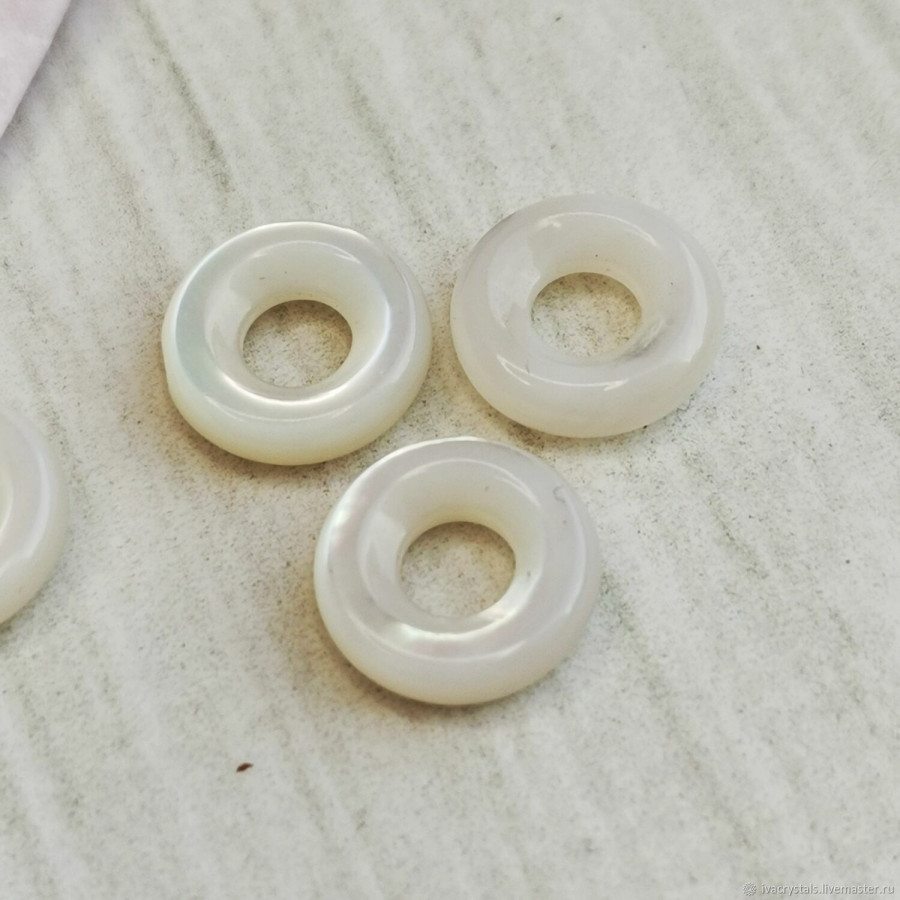 Перламутр белый 8 мм подвеска бублик, ШТУКА