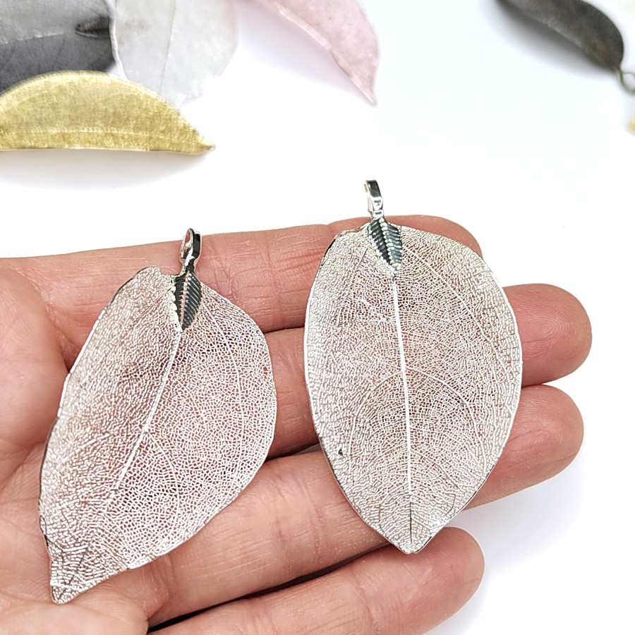 Лист скелетированный 40-60 мм металлический, цвет Светлое серебро, штука