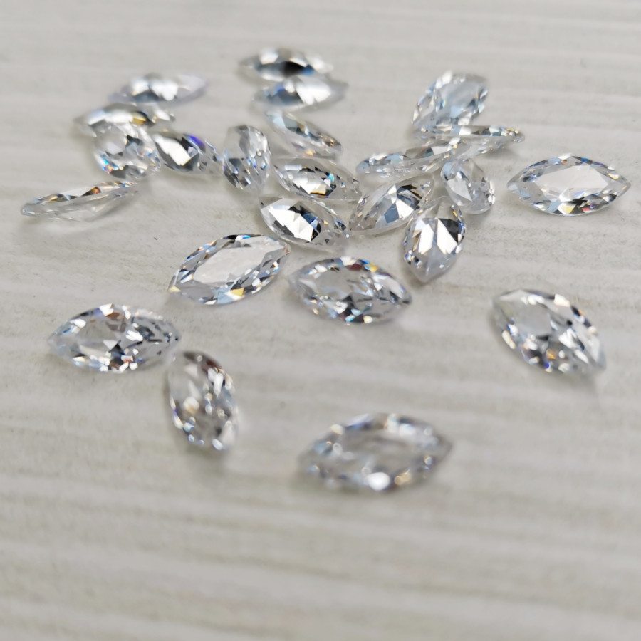Фианиты Маркиз прозрачные Crystal 8х4 мм, 10 ШТУК