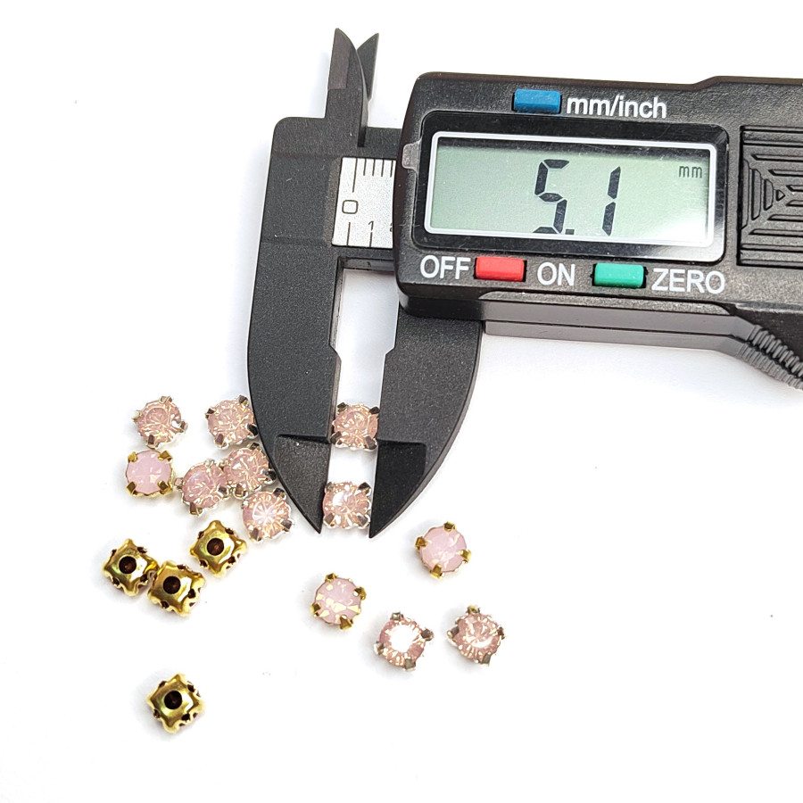 Стразы в цапах 5мм, Шатоны розовый опал, 10 ШТУК