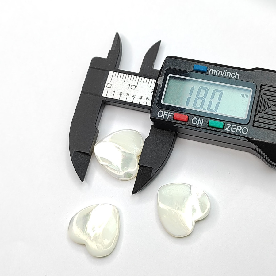 18 мм Перламутр натуральный Сердце, ШТУКА