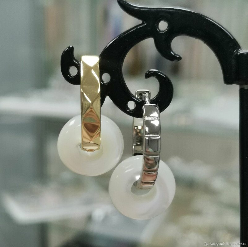 Перламутр белый 14 мм подвеска бублик, ШТУКА