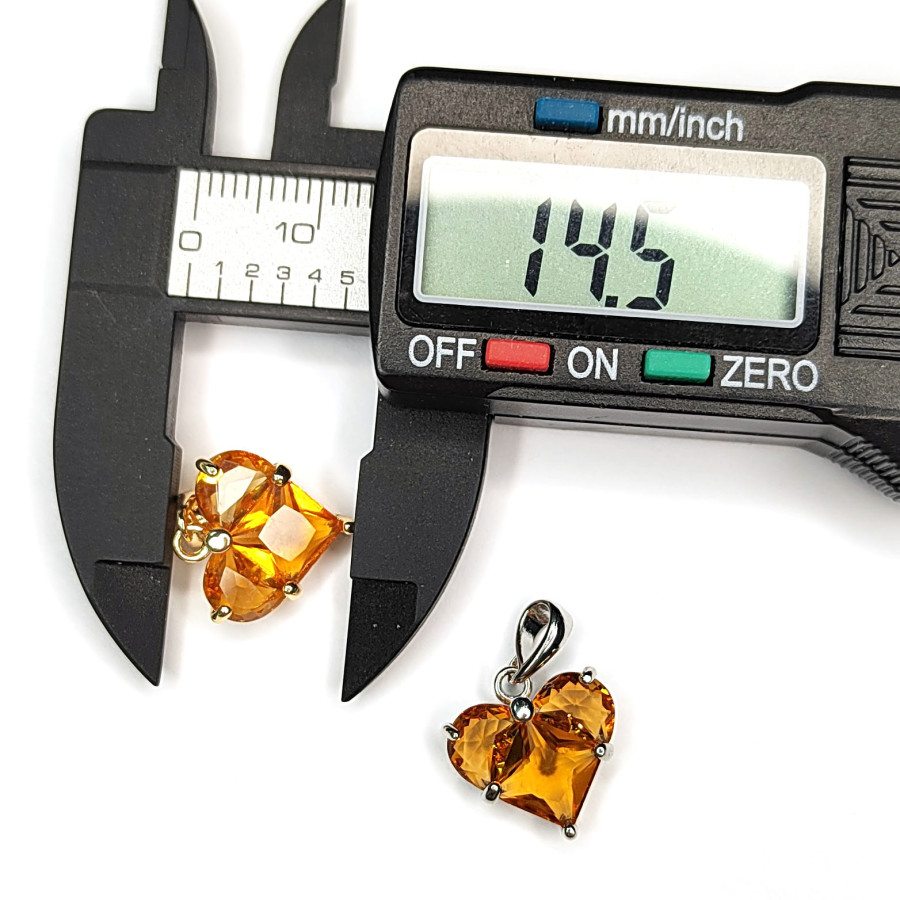 Подвеска Сердце 13,5 мм с фианитом цвет виски, штука