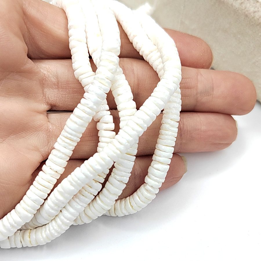 Ракушечник круглой формы 6 мм, цвет Белый, НИТЬ 60 см