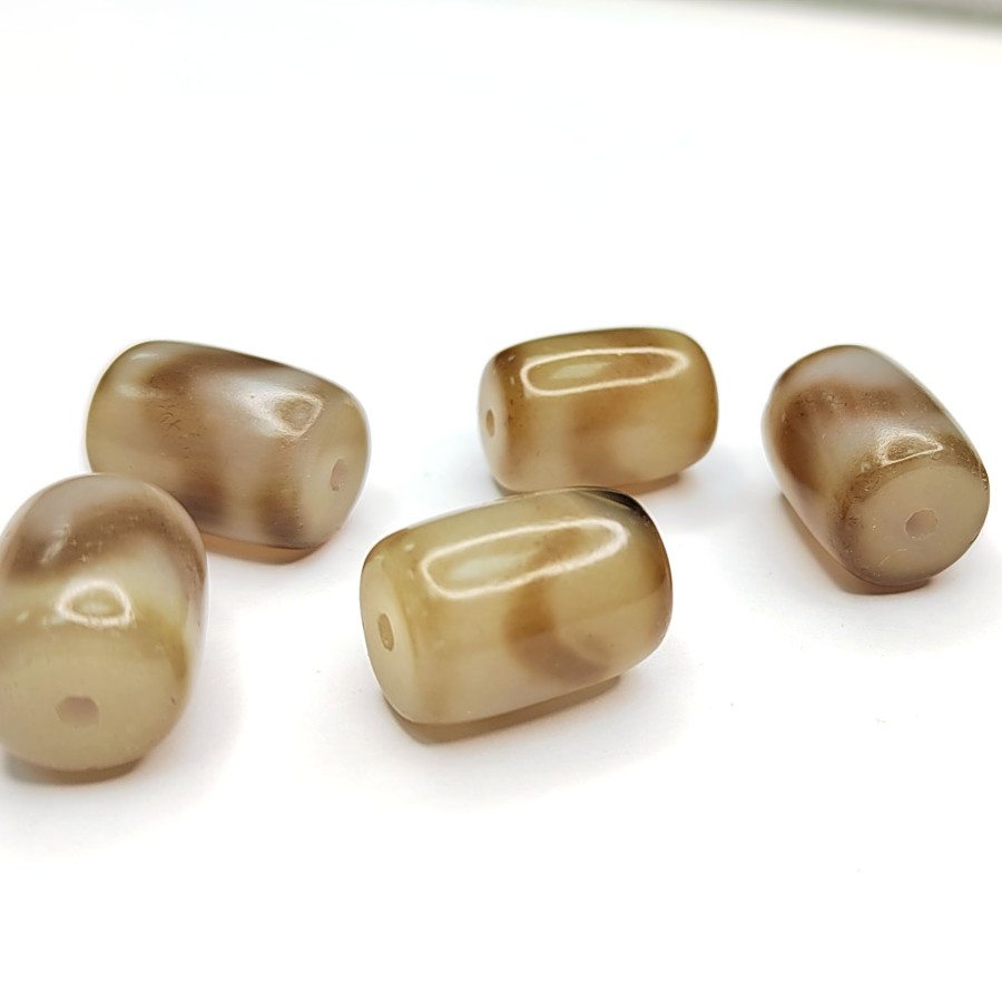 Бусина Дзи "Лошадь" 16х12 мм, штука