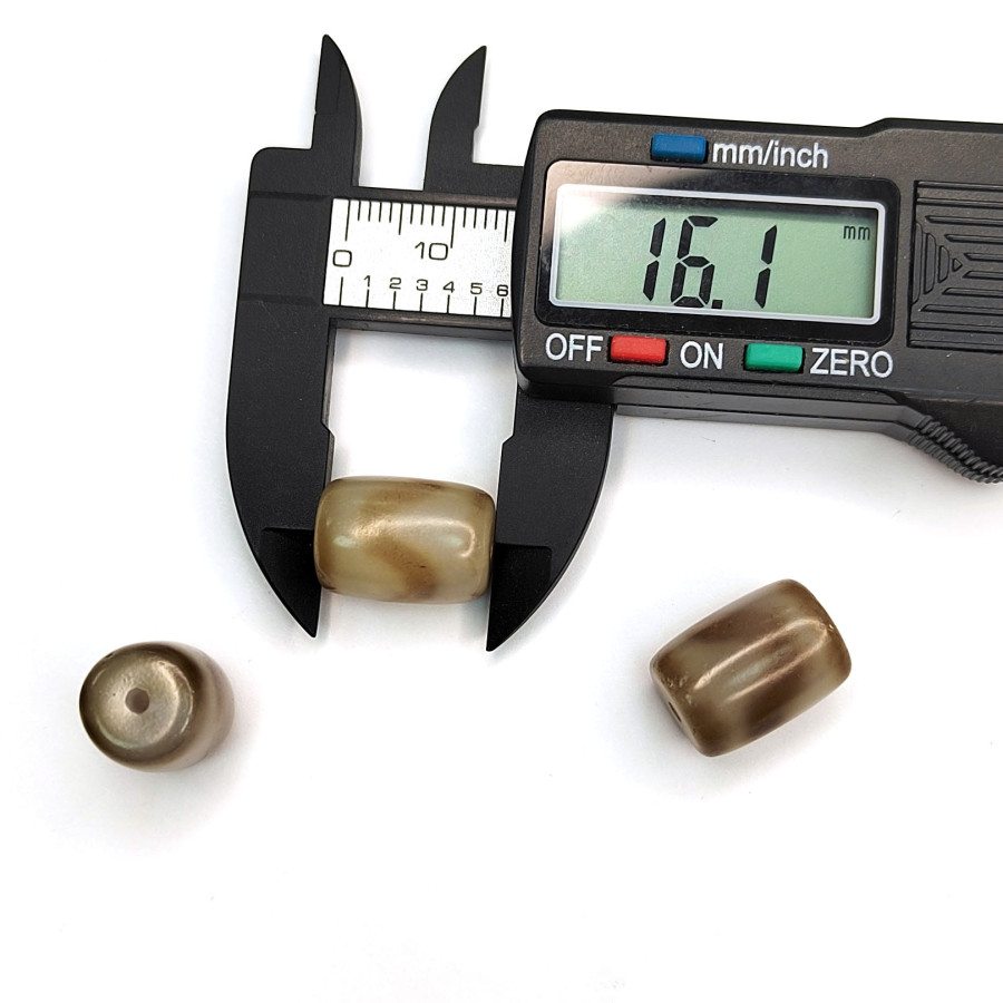 Бусина Дзи "Лошадь" 16х12 мм, штука