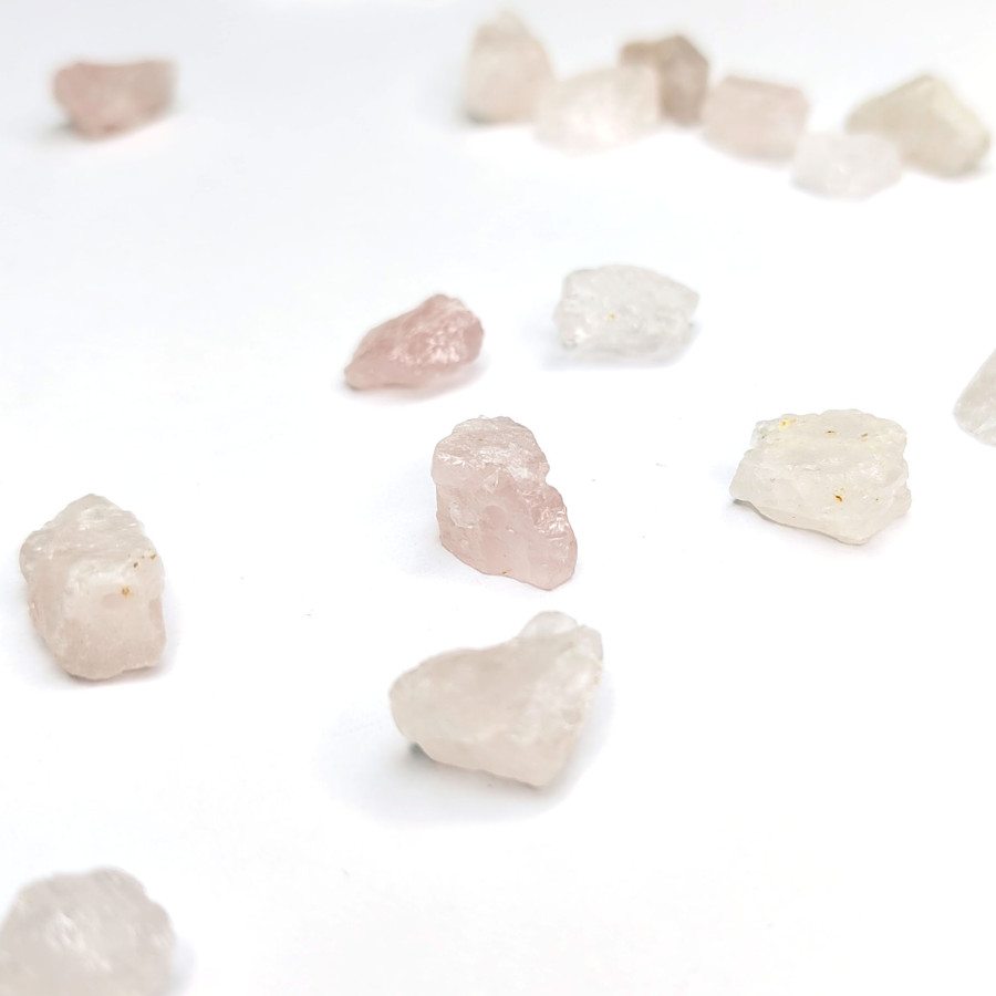 12х8 мм розовый кварц натуральный необработанный колотый