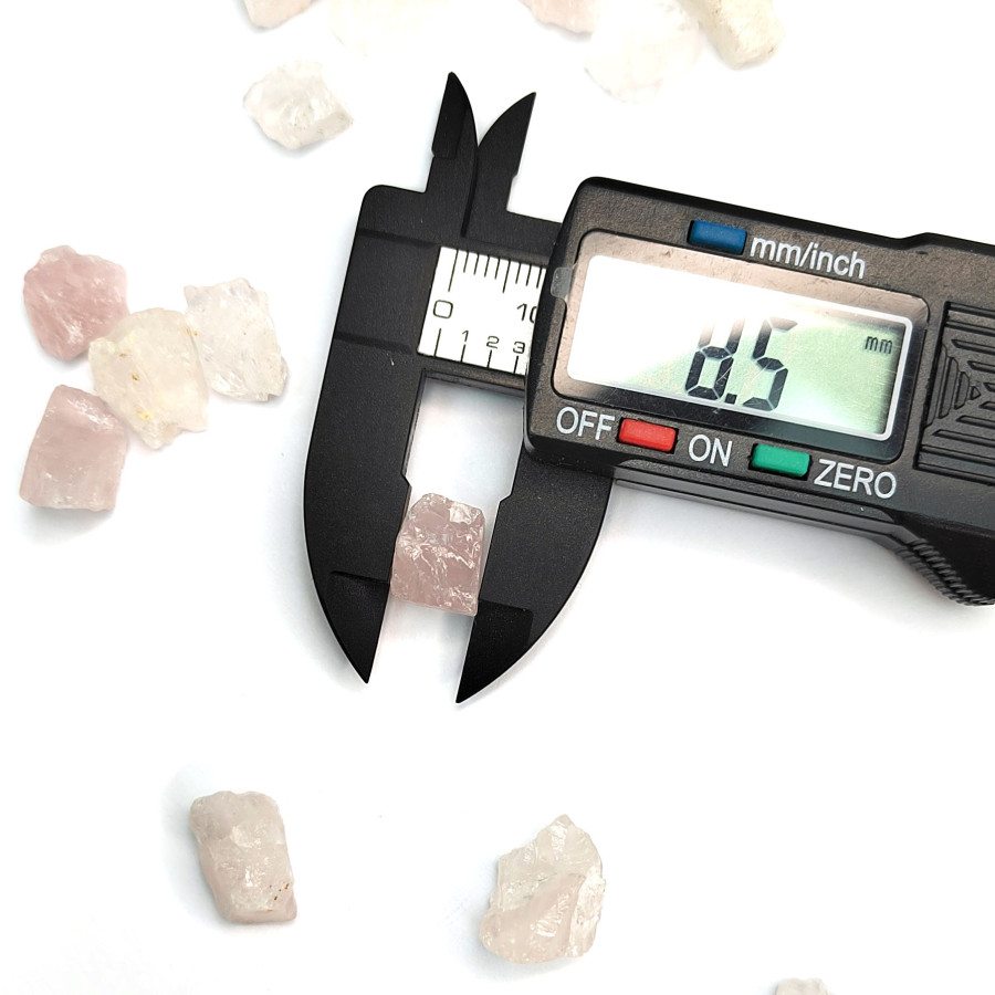 12х8 мм розовый кварц натуральный необработанный колотый