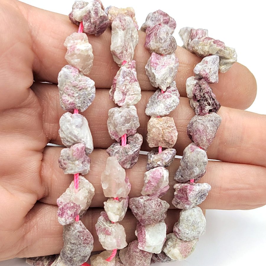 12х8 мм Турмалин натуральный необработанный колотый Нить 38-40 см