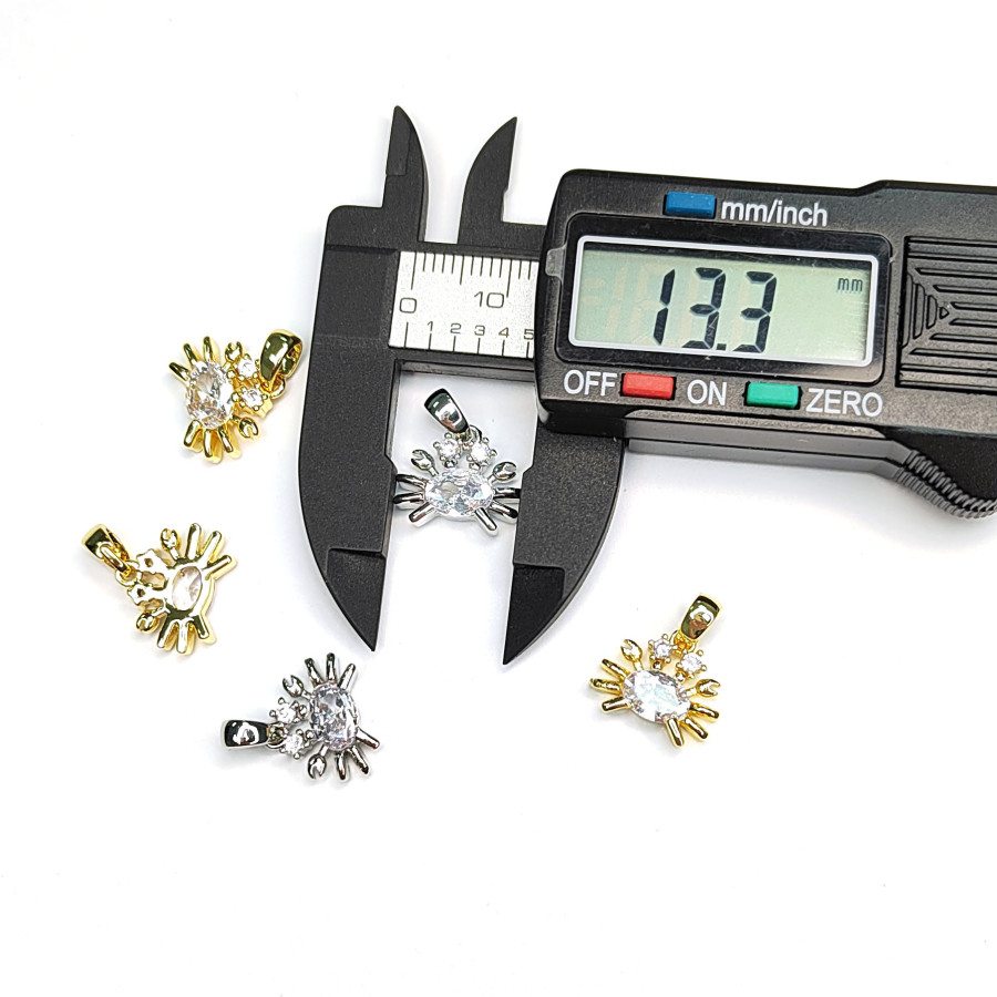 Подвеска 13х11 мм Крабик с фианитами, штука