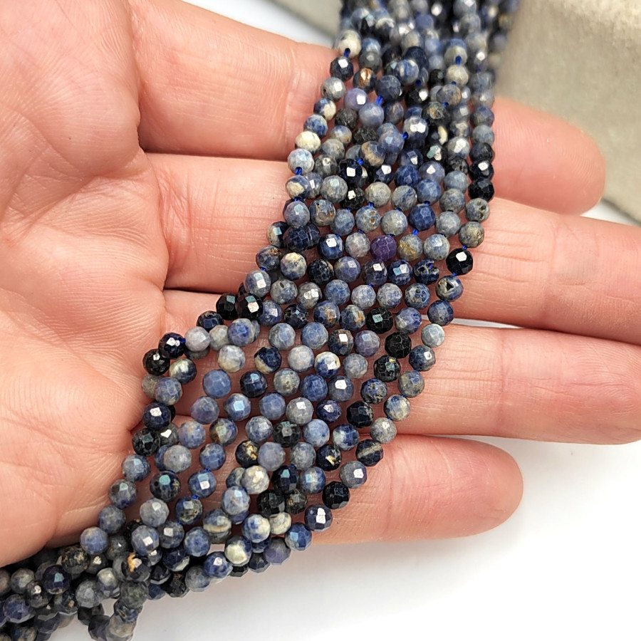 3,5 мм Содалит натуральный, огранка, НИТЬ 39 см