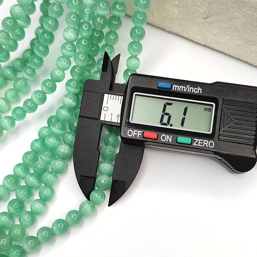 Кошачий глаз 6 мм, бусины гладкий шар, цвет Мятный, нить 38-39 см