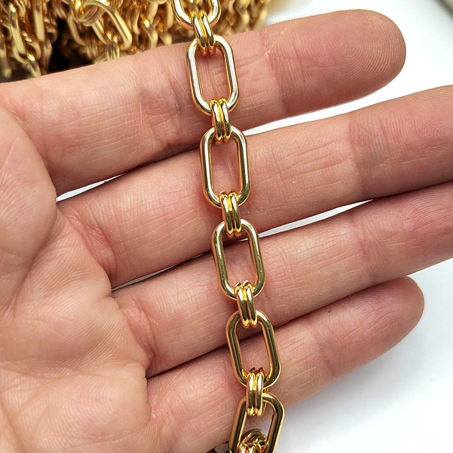 Крупная цепь 15х8 мм, 20 см