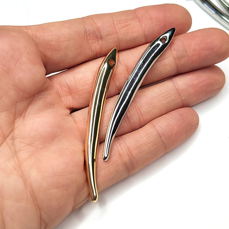 Крупная подвеска Клык 63х6 мм, ШТУКА