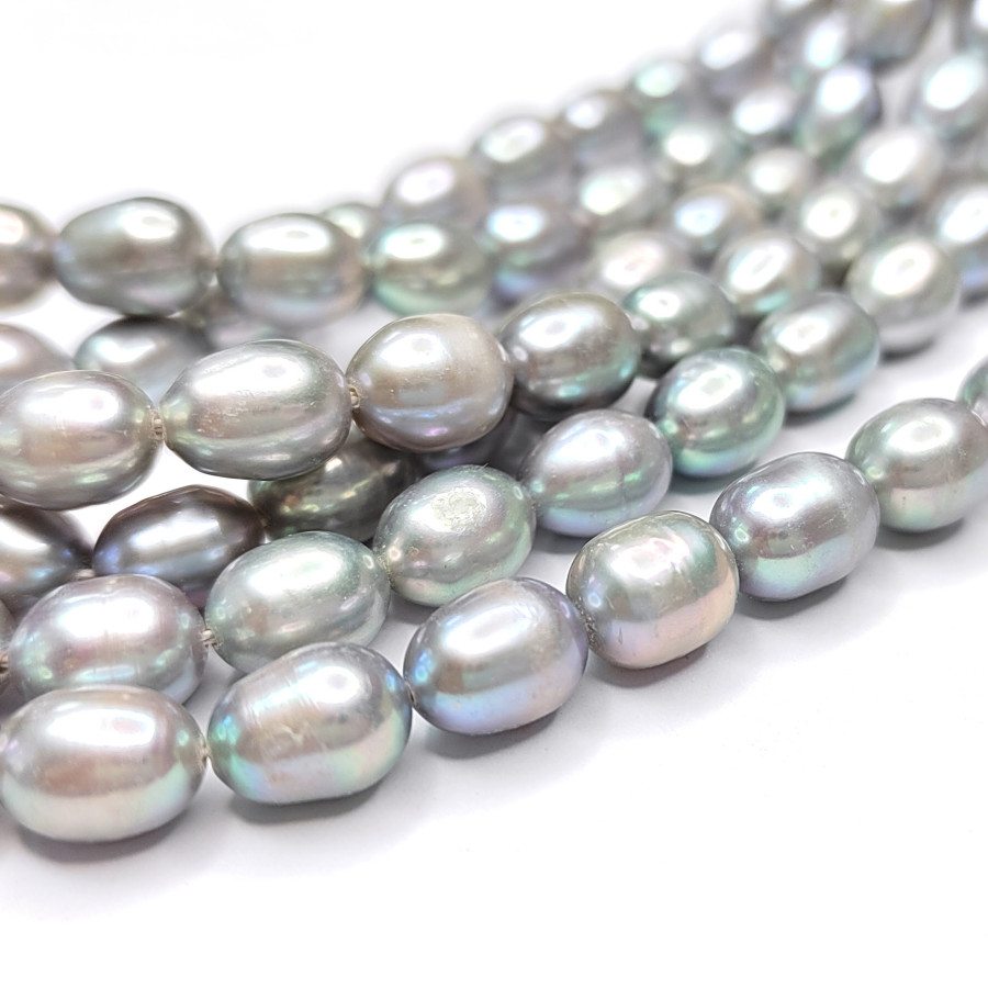 Жемчуг натуральный Серый 9х7 мм (серебристый), культивированный, НИТЬ 35,5 см