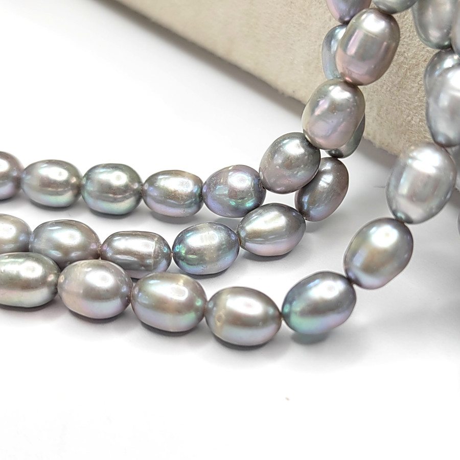 Жемчуг натуральный Серый 9х7 мм (серебристый), культивированный, НИТЬ 35,5 см