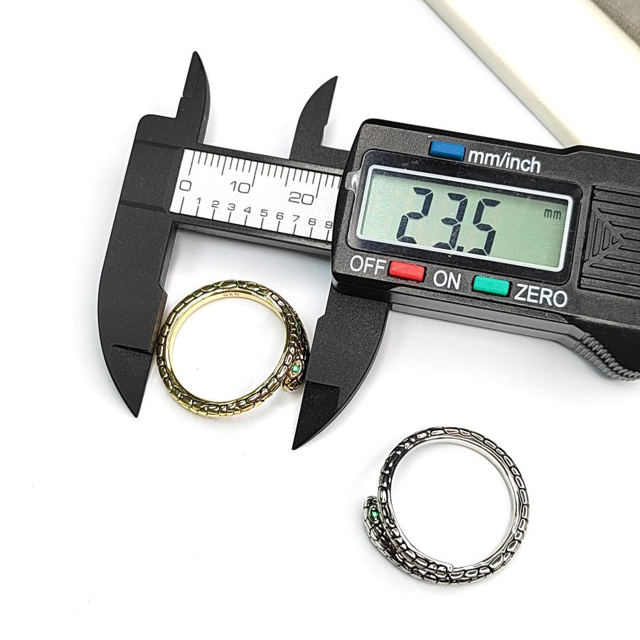 Кольцо Змейка безразмерное, ширина 8 мм