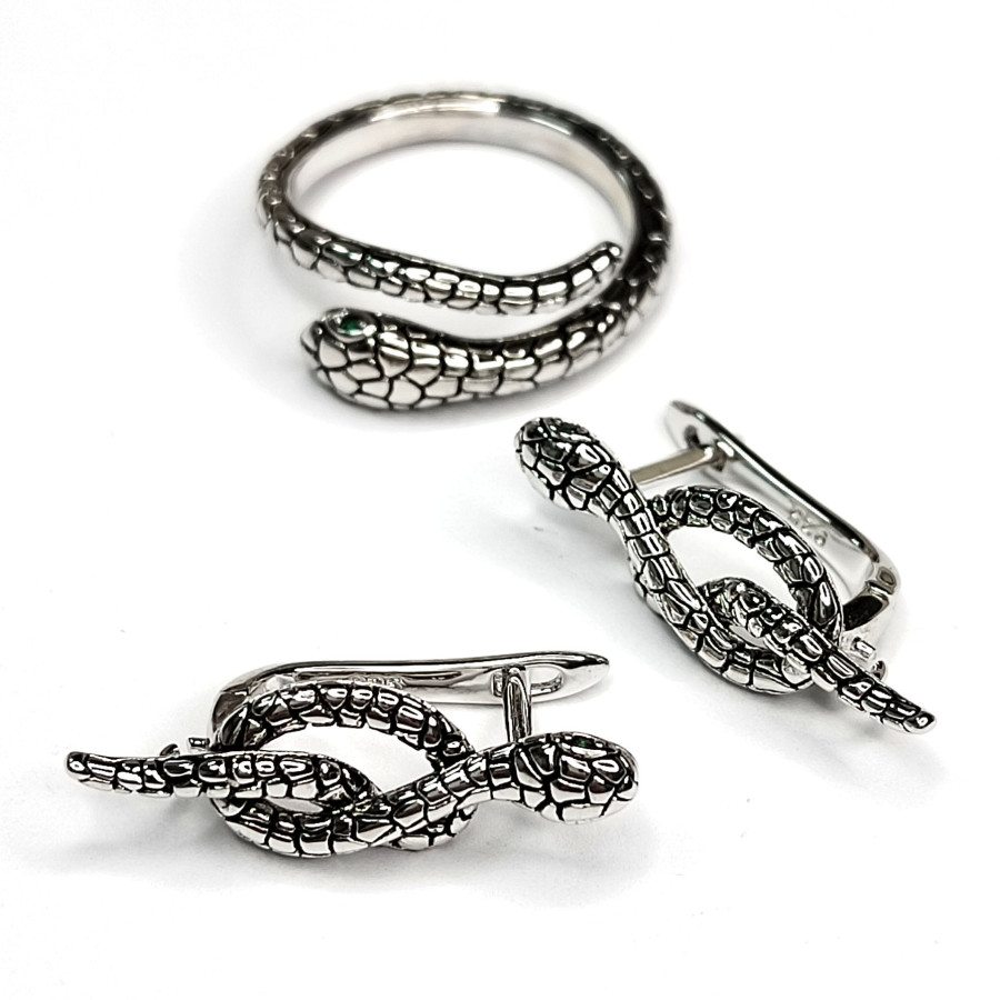 Швензы Змейки 24х8 мм с зелёными глазками,  пара