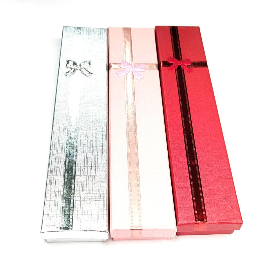 Коробочка картонная 20х4х3 мм для изделий Handmade Серебристый