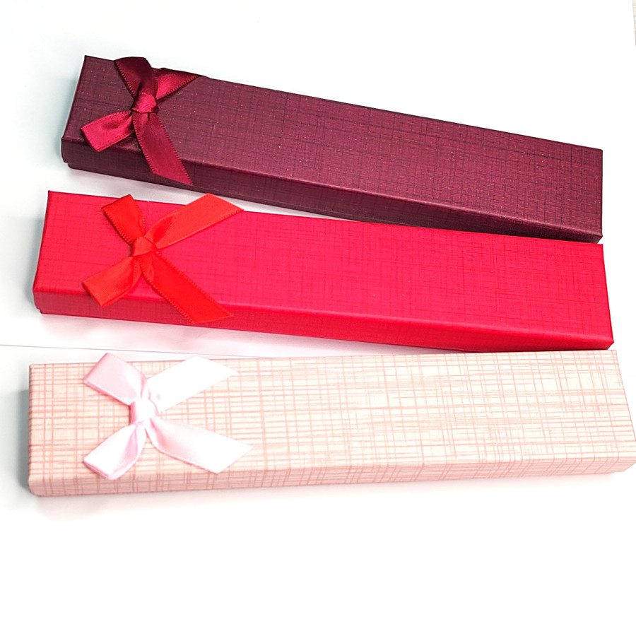 Коробочка картонная 20х4х3 мм для изделий Handmade