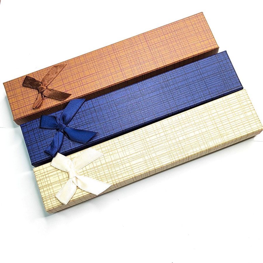 Коробочка картонная 20х4х2,4 мм для изделий Handmade