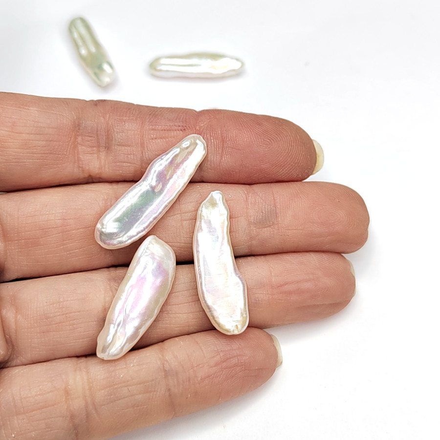 Жемчуг натуральный культивированный Бива 27х8 мм белый, штука