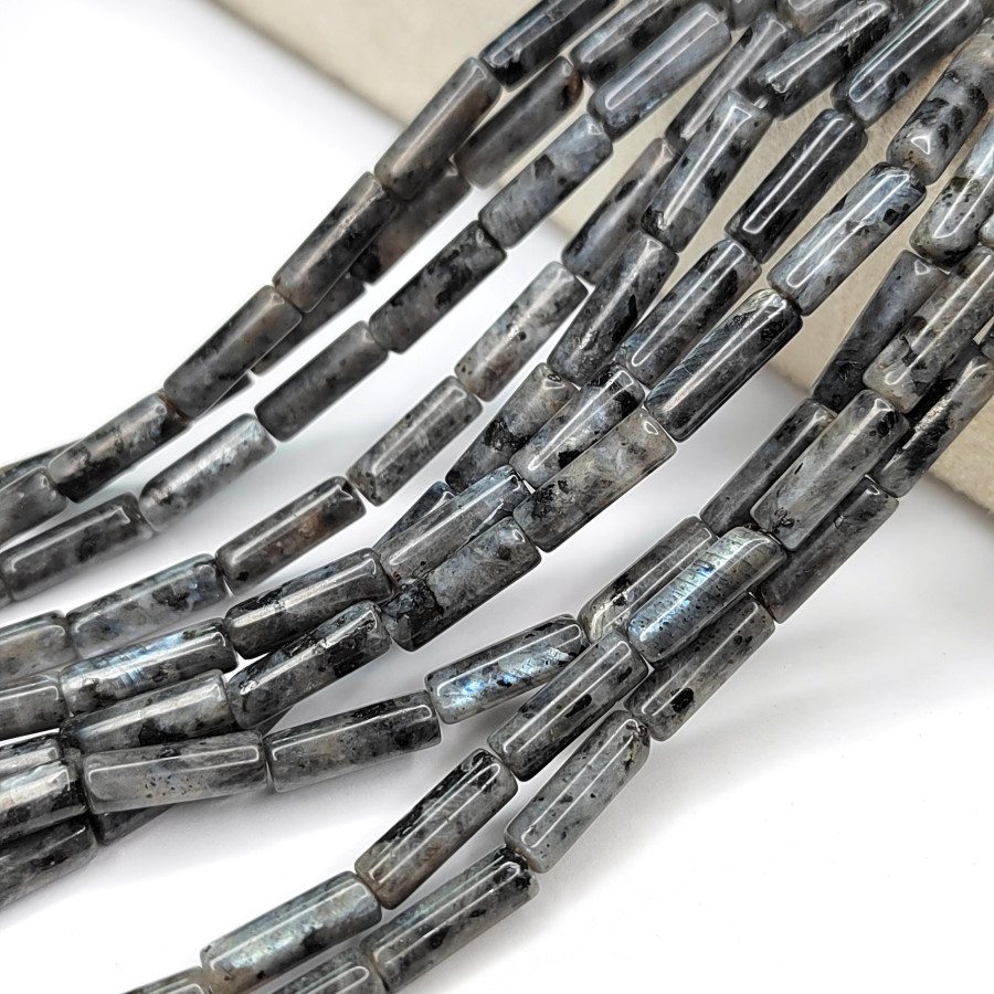 Ларвикит натуральный 13х4 мм бусины, Трубочки, НИТЬ 39 см