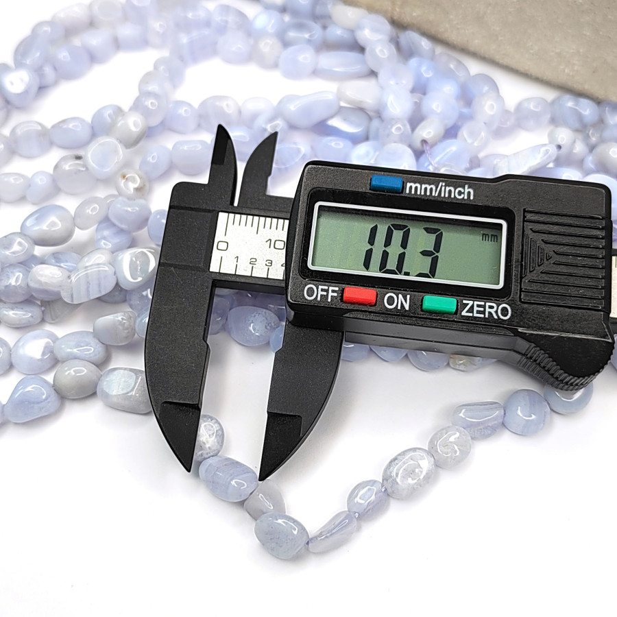 Голубой агат (сапфирин) галтовка 6-10 мм, натуральный камень, нить 40 см