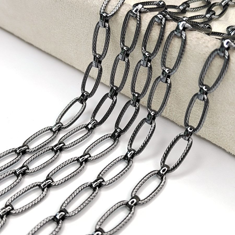 Крупная цепь чёрная 14х7 мм, Овалы, 20 см