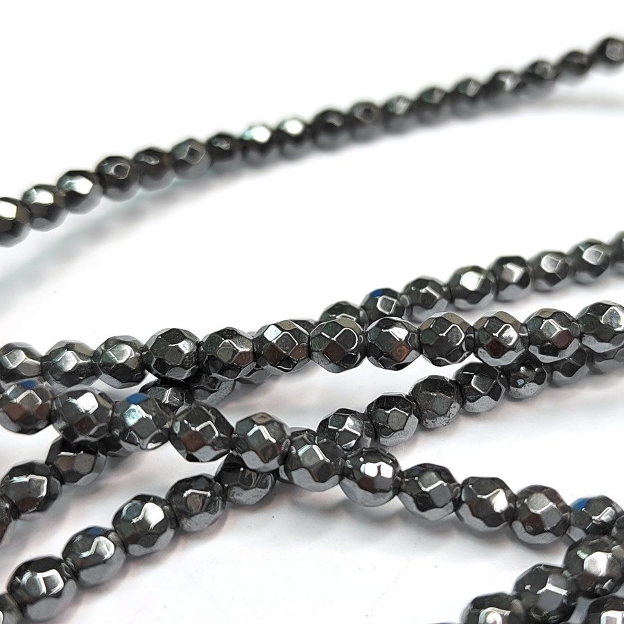 4 мм Гематит граненый, нить 40 см
