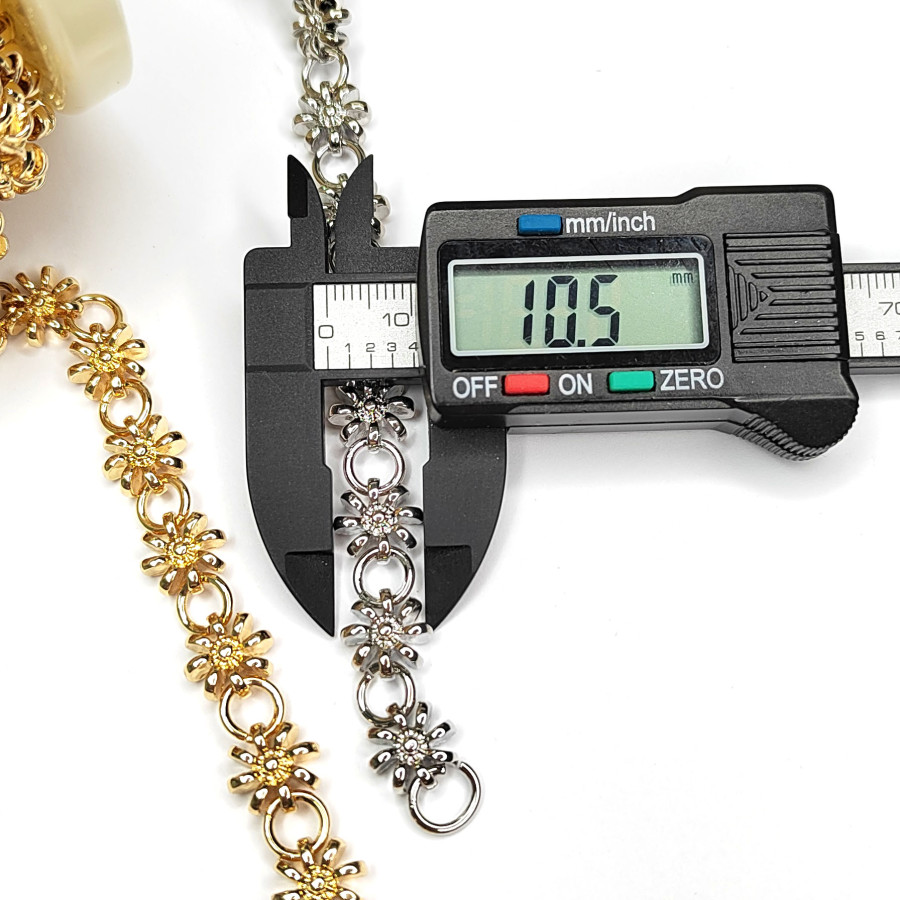 Цепь Цветы 10,5 мм, 20 см