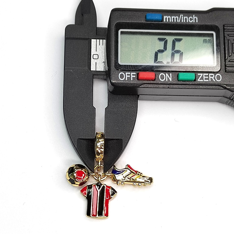 Подвеска из трёх предметов Футболка - Мяч - Кеды, 25 мм, покрытие Позолота