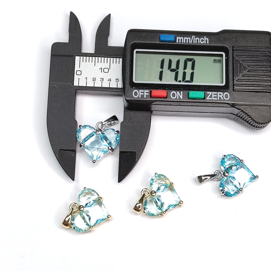 Подвеска Сердце 14 мм с голубым фианитом, штука