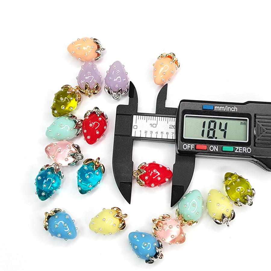 Подвеска Ягодка 18х12 мм Цвет Бежевый, Акрил, ШТУКА