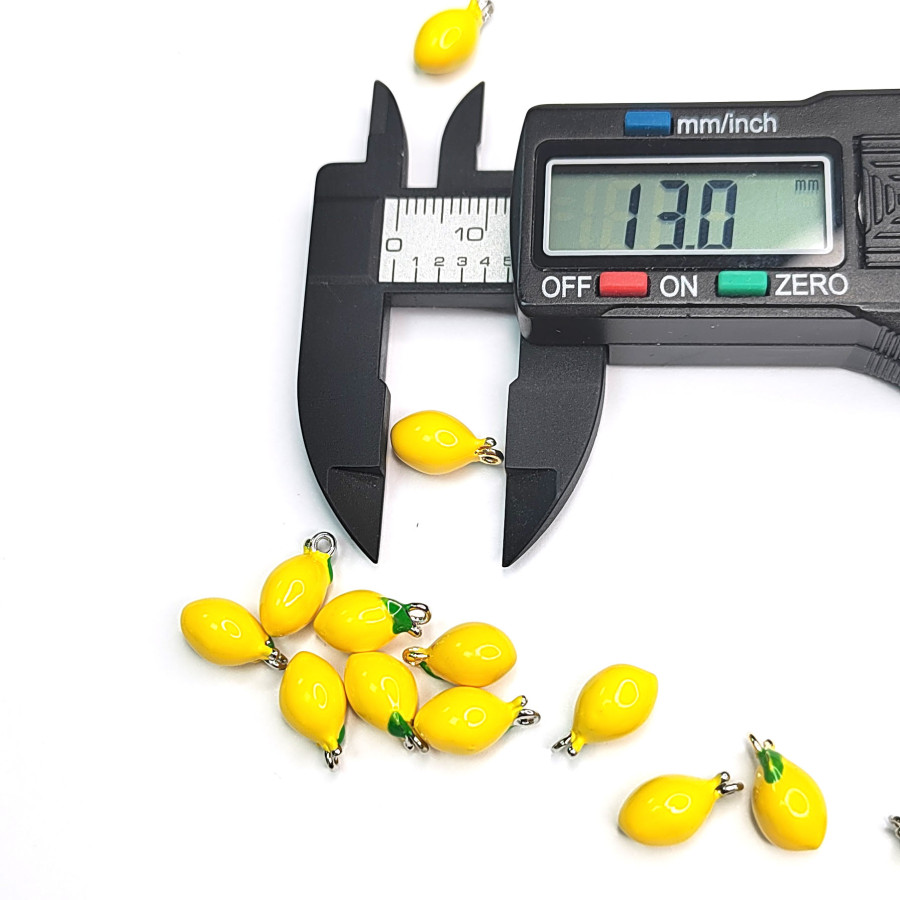 Маленькая подвеска Лимон 13х7 мм, штука