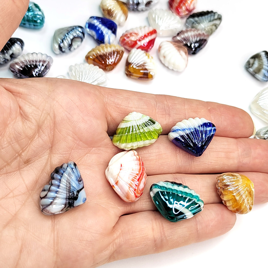 Бусина керамическая Ракушка 21х16 мм, цвет Белый / Синий, ШТУКА