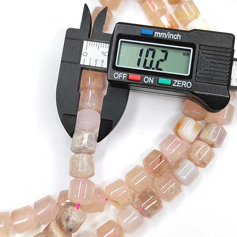 Агат натуральный Сакура, бусины бочонки 10х10 мм