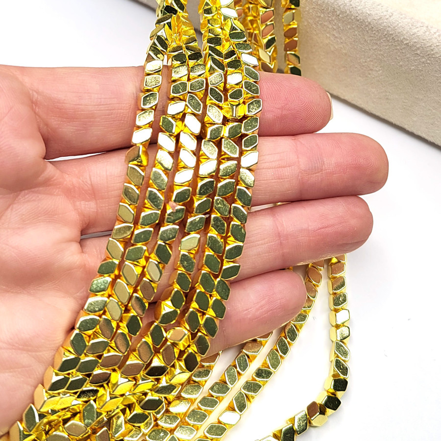 5х3,7 мм Гематит с гранями (Ёлочка), Позолота, НИТЬ 40 см