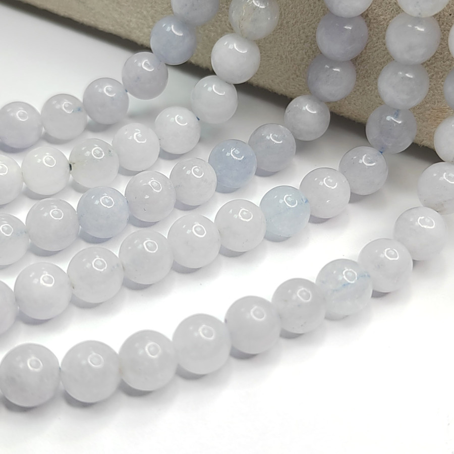 Кварц сиреневый 8 мм, нить 38-39 см