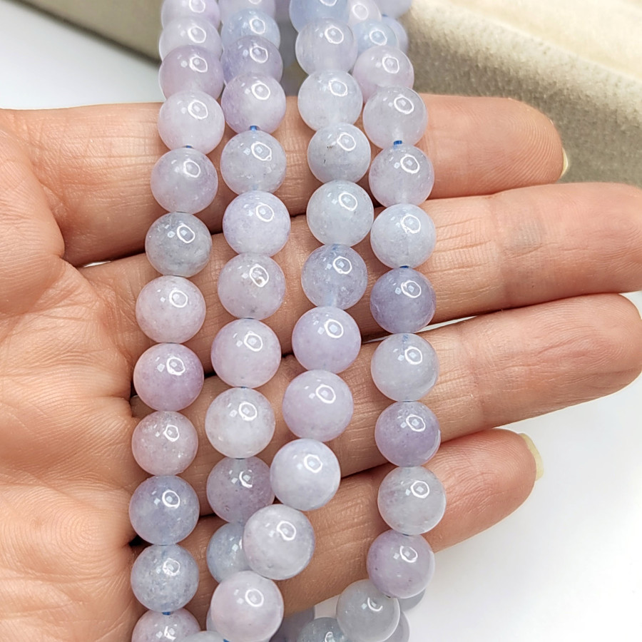 Кварц сиреневый 8 мм, нить 38-39 см