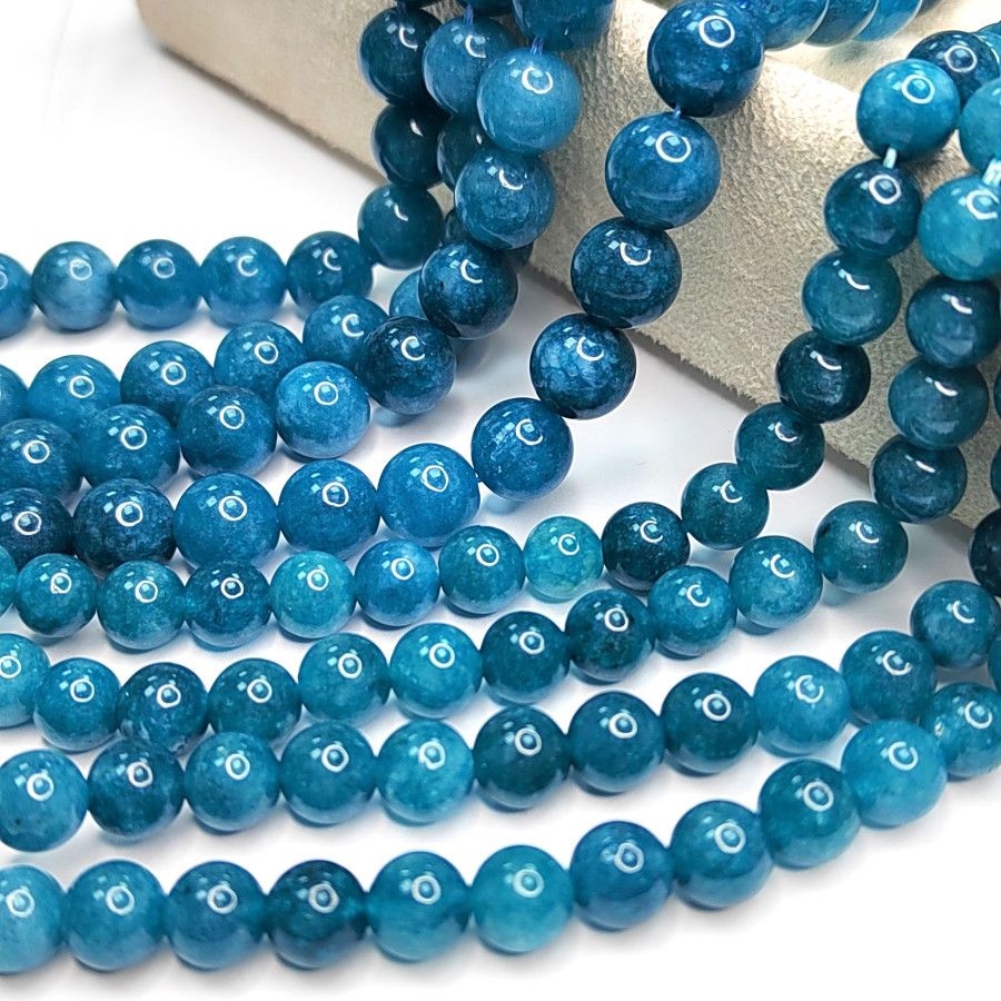 Кварц аквамариновый 10 мм, нить 38-39 с