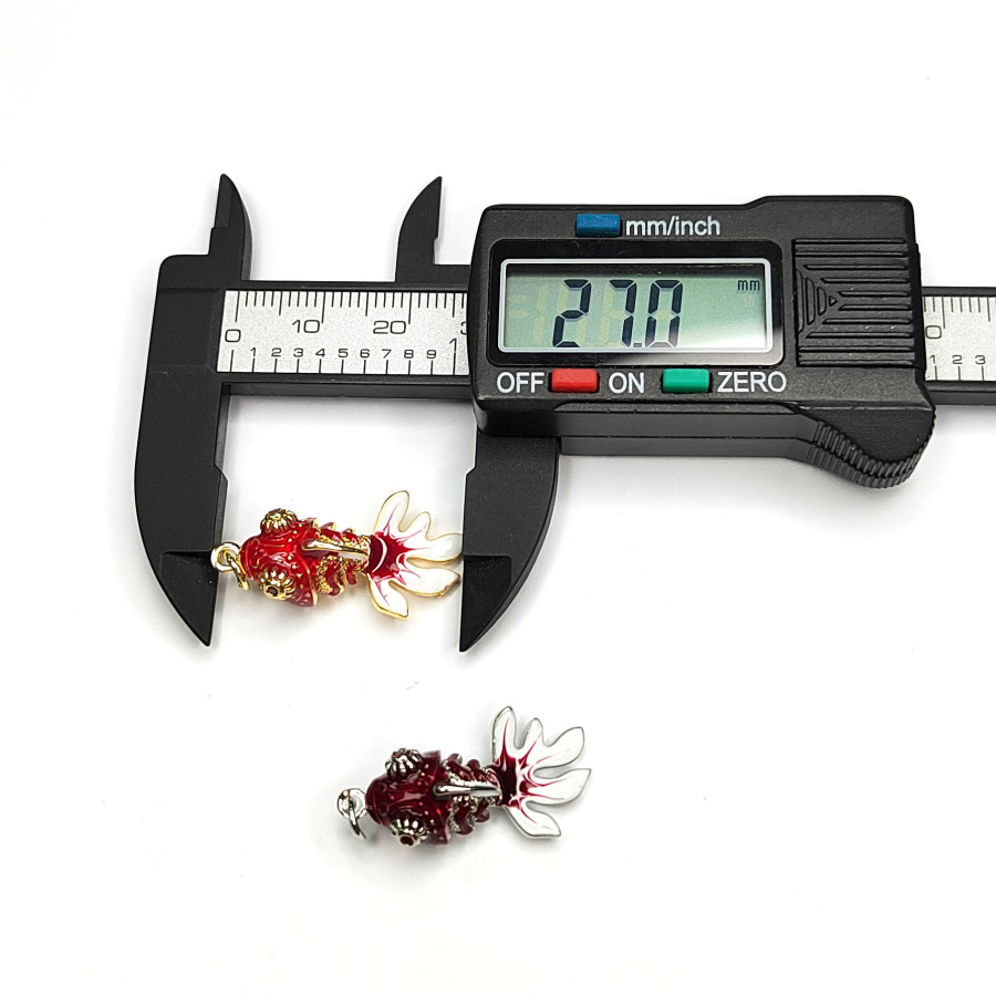 Подвеска Рыбка 27х14 мм с подвижным хвостиком, цвет красный / белый, штука