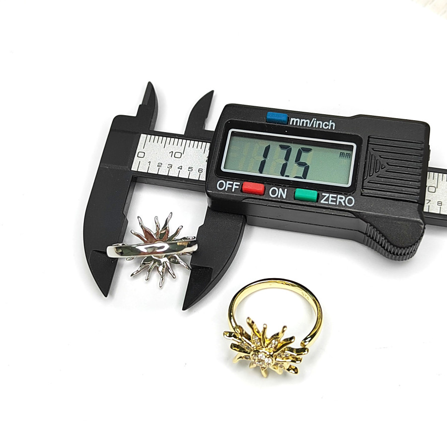 Кольцо безразмерное с фианитами, Солнце 17,5 мм