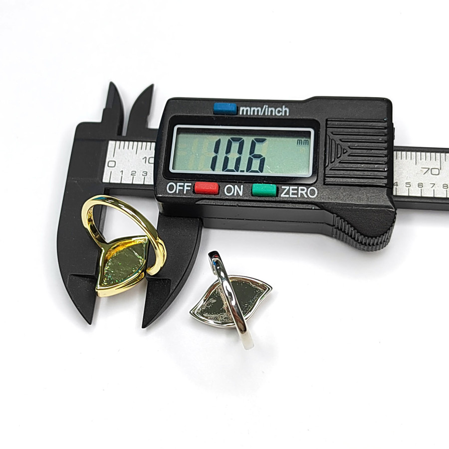 Кольцо глянцевое безразмерное, Ромбик 18х10 мм, штука