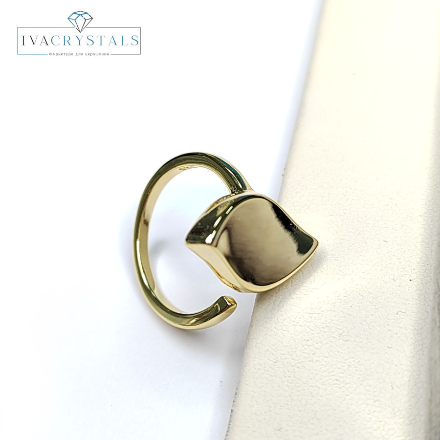 Кольцо глянцевое безразмерное, Ромбик 18х10 мм, штука Позолота