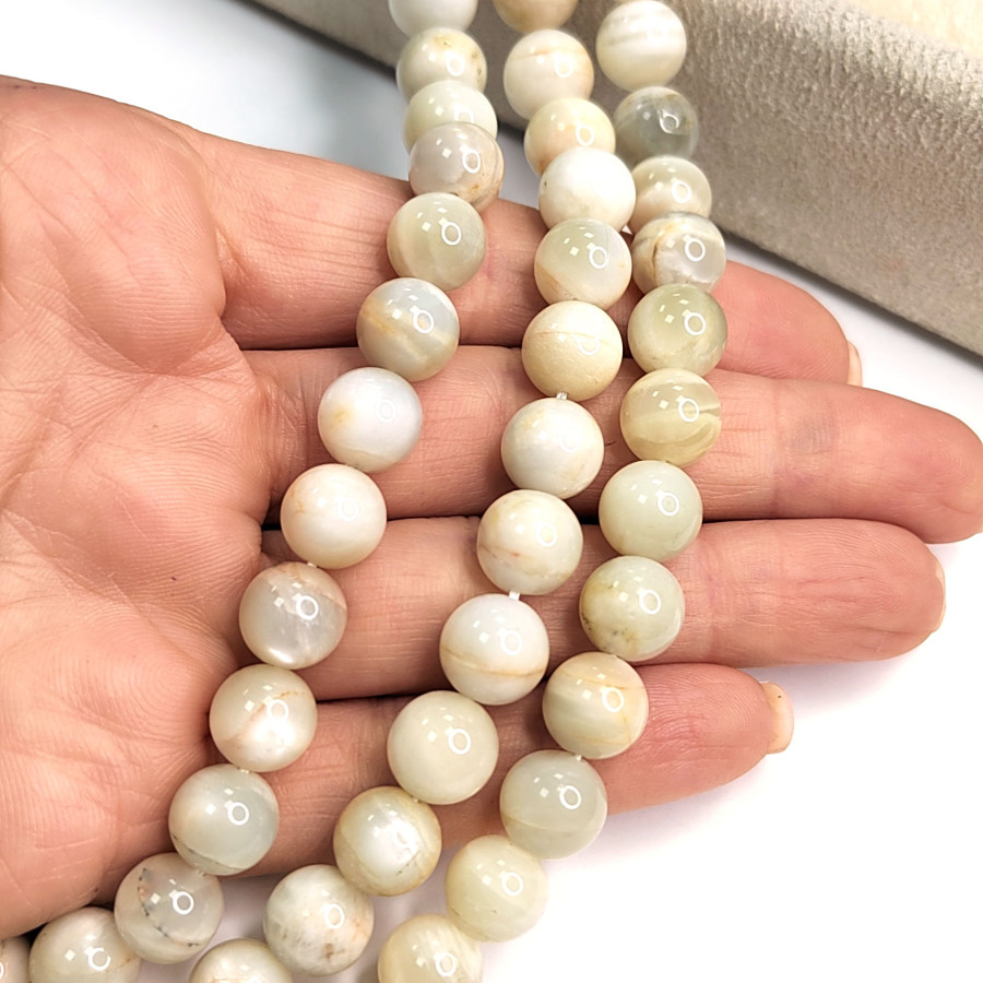 Солнечный камень натуральный 8 мм, нить 39-40 см