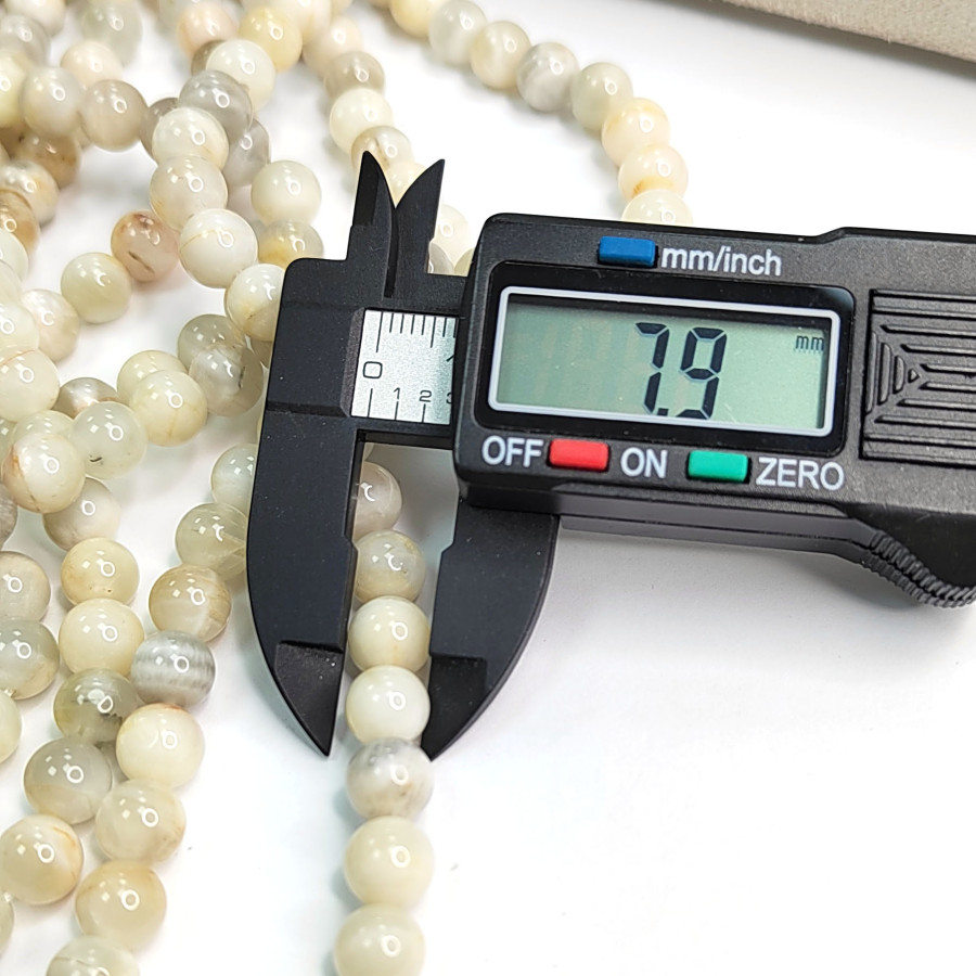 Солнечный камень натуральный 8 мм, нить 39-40 см