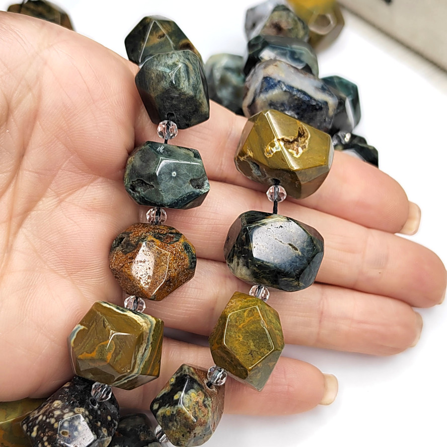 Яшма Океаническая натуральная, 20х14 мм, Фриформ, штука